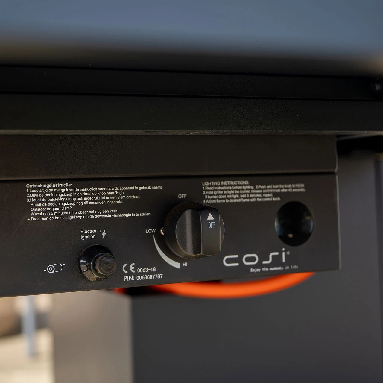 Cosiloft 100 Black And Grey With Glass 5 Cosiloft 100 Black And Grey With Glass - Image 3