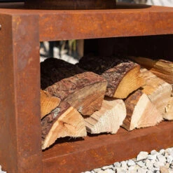 Kuda Medium Firepit -Weber 58570 Lifestyle 2 94972.1638613611