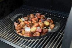 Weber® Gourmet BBQ System Griddle 9 Weber® Gourmet BBQ System Griddle -Weber 7421M14 900x600 53107e2 30472.1626690095