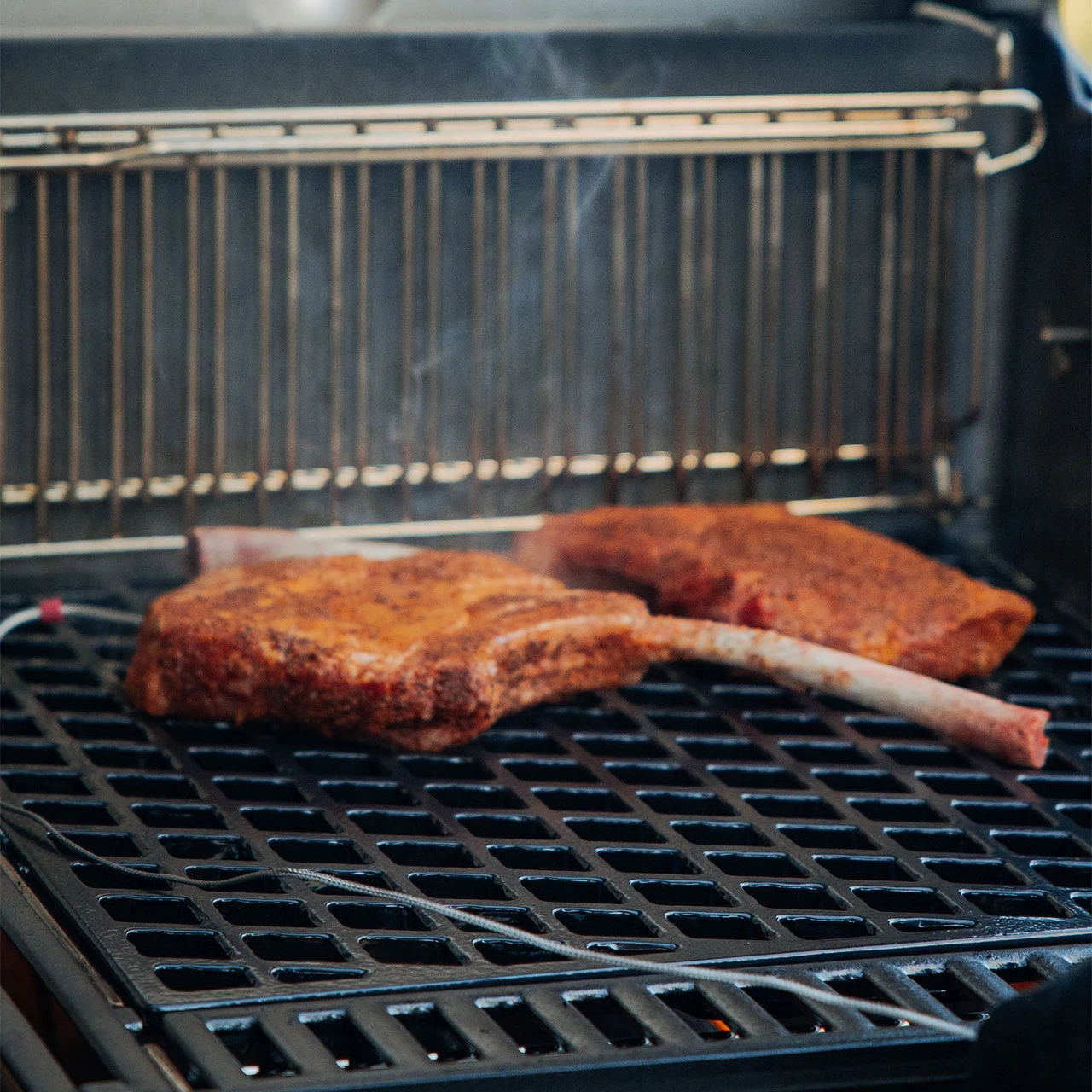 Weber® Crafted Dual-Sided Sear Grate 6 Weber® Crafted Dual-Sided Sear Grate - Image 4