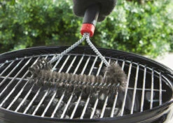 Weber® T Brush (12") -Weber Cleaning your charcaol BBQ 38928.1652270633