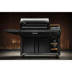 Traeger Timberline XL With WiFIRE Controller -Weber Timberline XL 2021 Hero Front 001 66120.1669891619