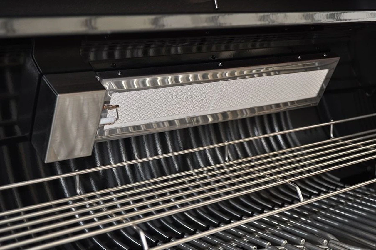 Weber® Summit® S670 GBS - Image 5