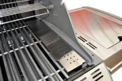 Weber® Summit® S470 -Weber weber summit smoker box in situ 1 13522.1626446769