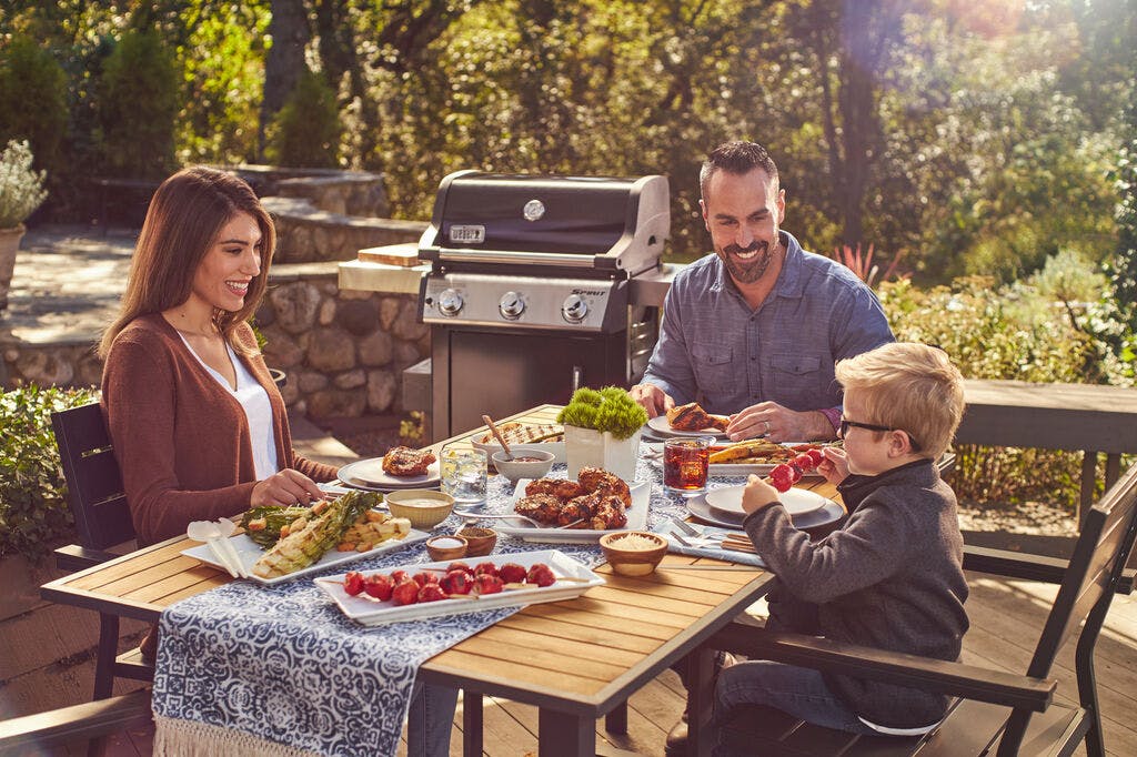 Weber -Weber HK E315 Lifestyle 9 1601x1067 1